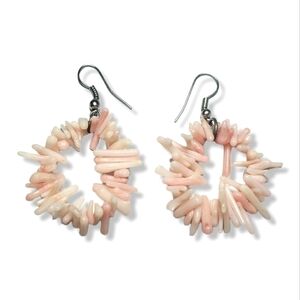 𝅺Coral Beaded Loop Earrings